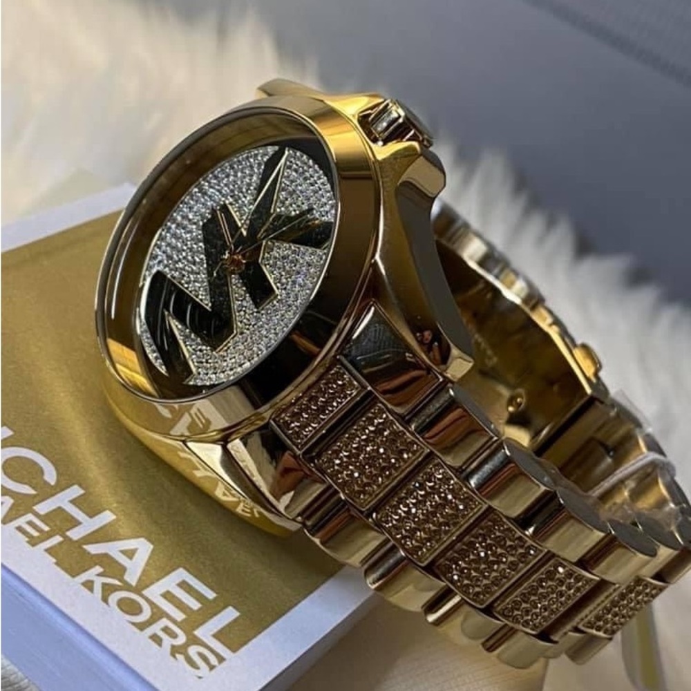 MK6487 - Michael Kors Women’s Bradshaw Gold-Tone Watch - Picture 6 of 13